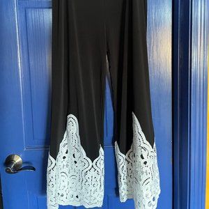 Alfani cute and stylish slimming black pants with adorable cuffs size M